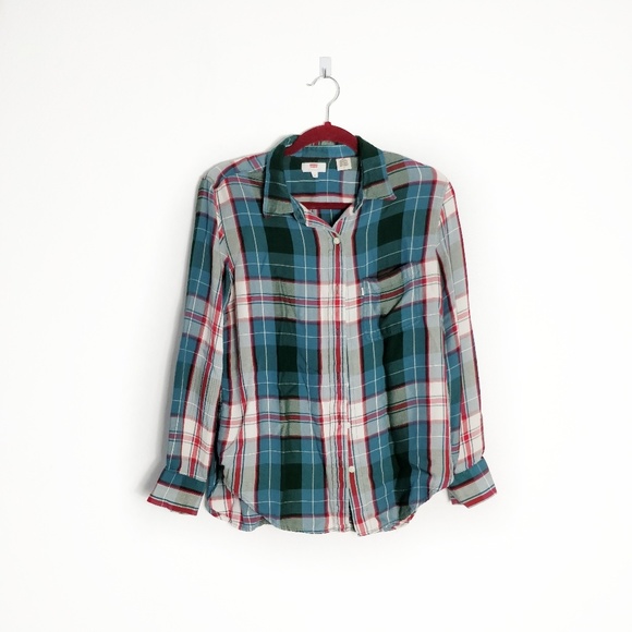 Levi's Tops - Levi's Plaid Button Down Flannel Medium Super Soft